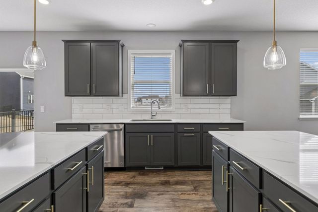 17061 Doppler Lane, Lakeville, MN 55044