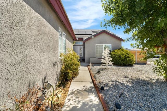 12941 Bullet Avenue, Victorville, CA 92392