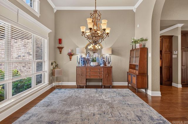 124 Lake Valley Dr, Maumelle, AR 72113