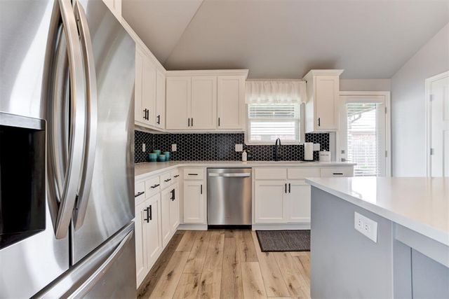 15924 Flat Hill Lane, Oklahoma City, OK 73170
