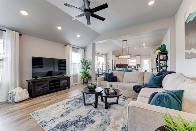 15924 Flat Hill Lane, Oklahoma City, OK 73170