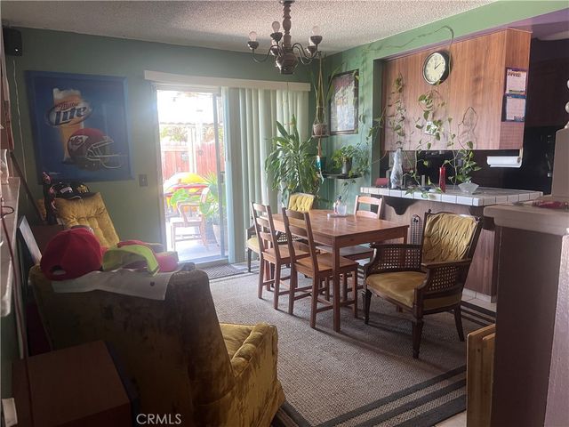 543 N Pampas, Rialto, CA 92376