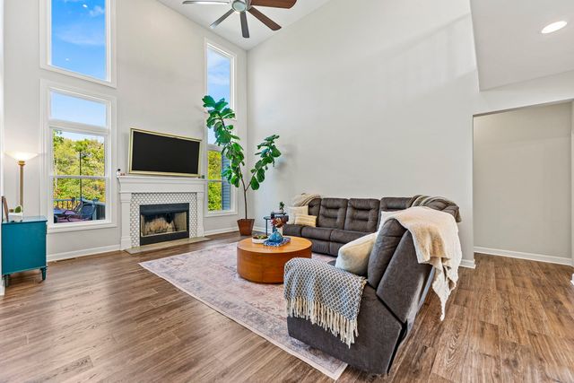 12938 ARBORETUM Drive, Belvidere, IL 61008