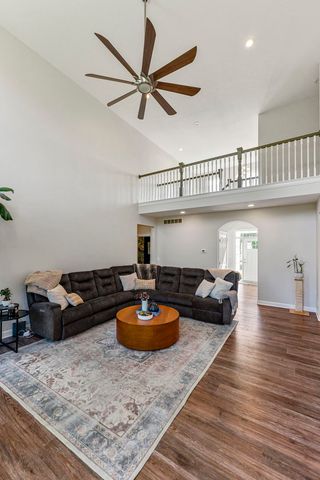 12938 ARBORETUM Drive, Belvidere, IL 61008