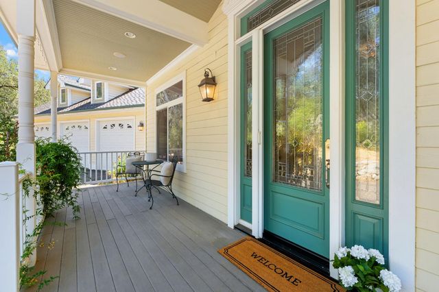 7500 Autumn Wind Ct, Newcastle, CA 95658