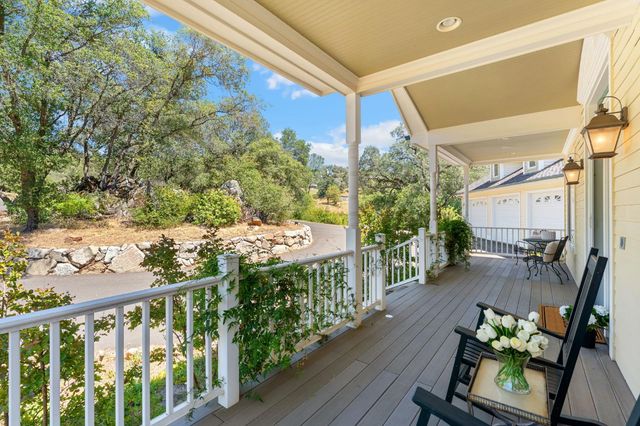 7500 Autumn Wind Ct, Newcastle, CA 95658