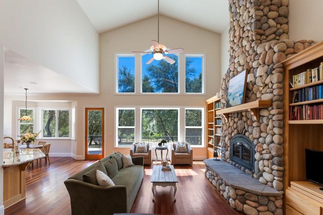 7500 Autumn Wind Ct, Newcastle, CA 95658