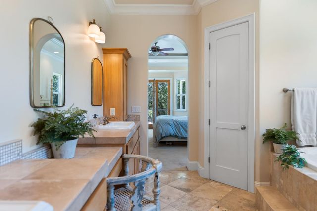 7500 Autumn Wind Ct, Newcastle, CA 95658