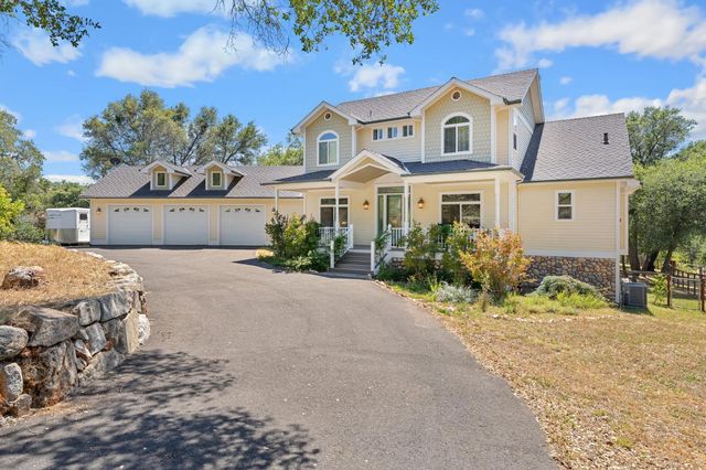 7500 Autumn Wind Ct, Newcastle, CA 95658