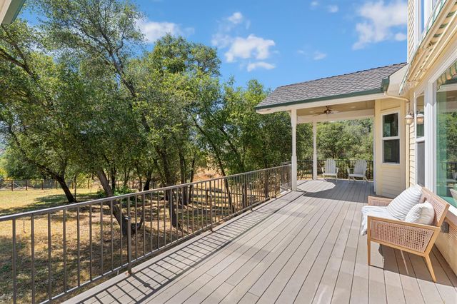 7500 Autumn Wind Ct, Newcastle, CA 95658