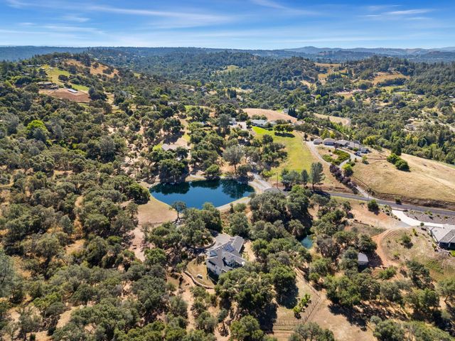 7500 Autumn Wind Ct, Newcastle, CA 95658
