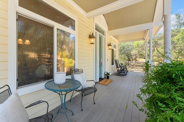 7500 Autumn Wind Ct, Newcastle, CA 95658