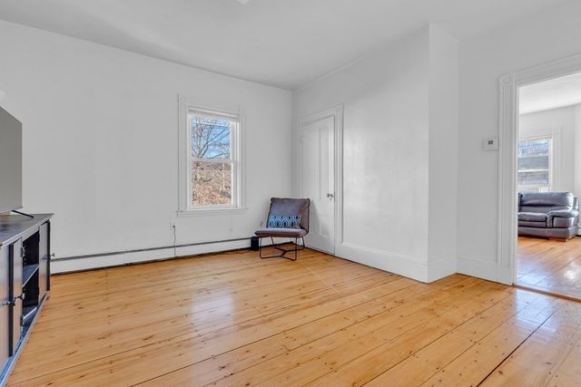 201 High Street 2, Brookline, MA 02445