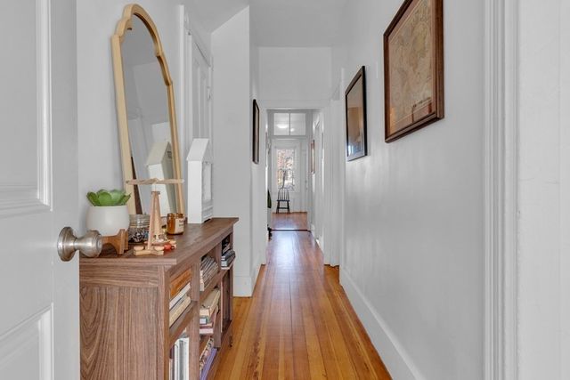 201 High Street 2, Brookline, MA 02445