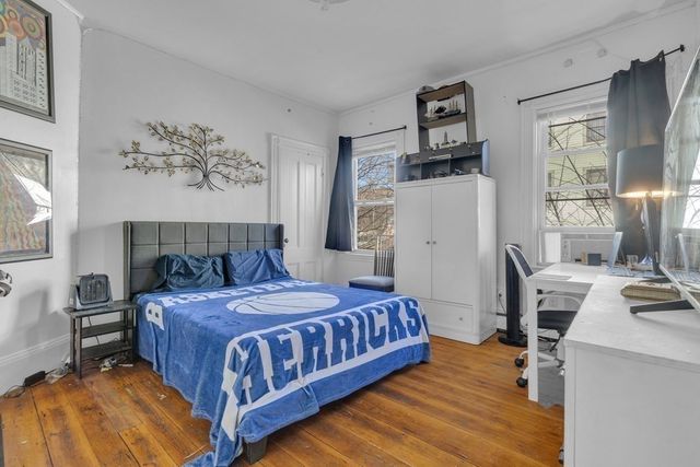 201 High Street 2, Brookline, MA 02445