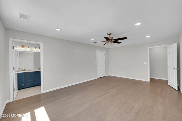 332 Beach Avenue, Beachwood, NJ 08722