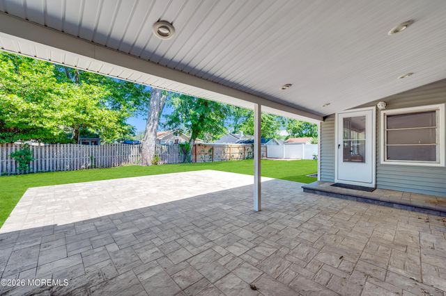 332 Beach Avenue, Beachwood, NJ 08722
