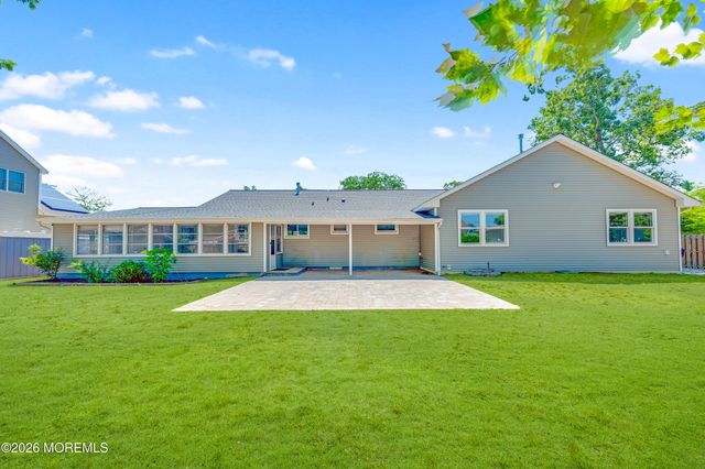 332 Beach Avenue, Beachwood, NJ 08722