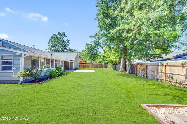 332 Beach Avenue, Beachwood, NJ 08722