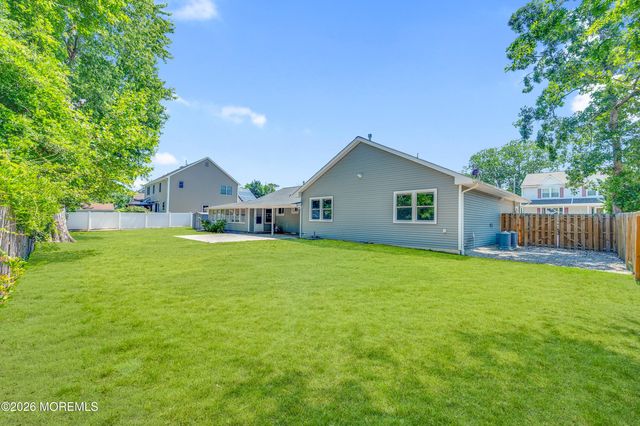332 Beach Avenue, Beachwood, NJ 08722
