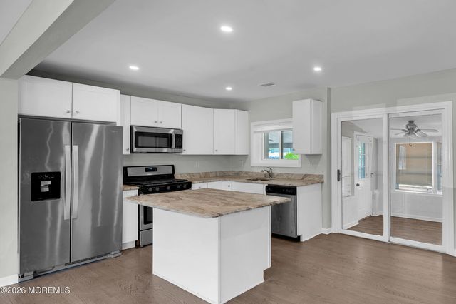 332 Beach Avenue, Beachwood, NJ 08722