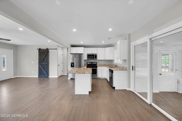 332 Beach Avenue, Beachwood, NJ 08722