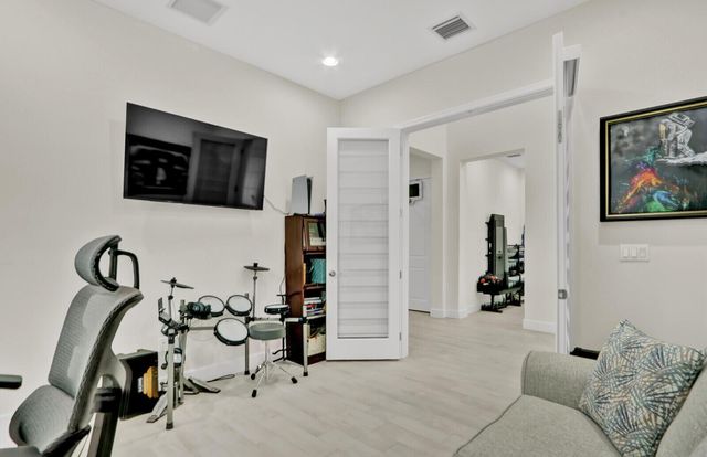 4941 Liberty Lane, Westlake, FL 33470