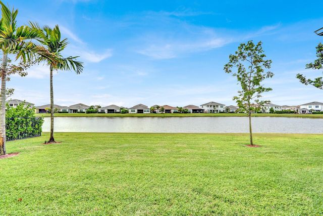 4941 Liberty Lane, Westlake, FL 33470
