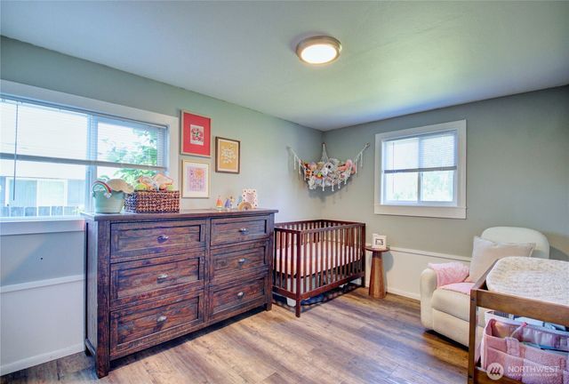 348 NE Harvest Drive, Oak Harbor, WA 98277