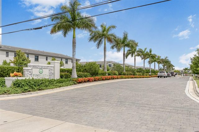 28729 SW 132nd Court, Homestead, FL 33033