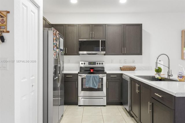28729 SW 132nd Court, Homestead, FL 33033