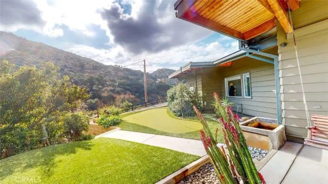 7300 Santa Susana Pass Road, Simi Valley, CA 93063