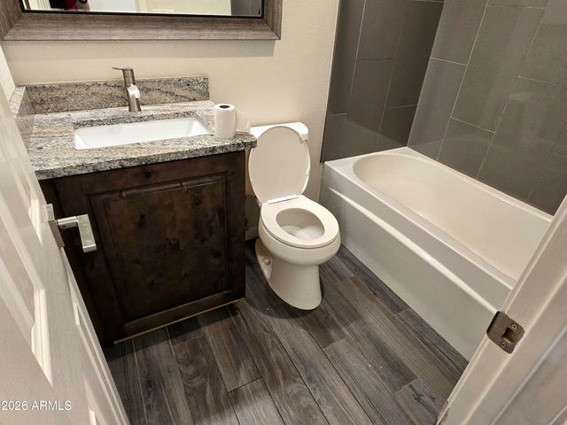 533 W GUADALUPE Road 2011, Mesa, AZ 85210