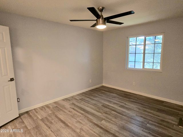 533 W GUADALUPE Road 2011, Mesa, AZ 85210