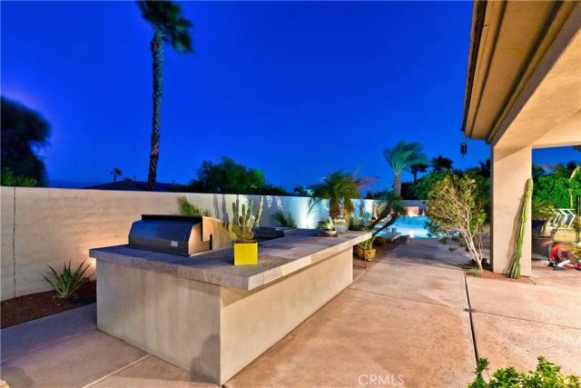 134 Tesori Drive, Palm Desert, CA 92211