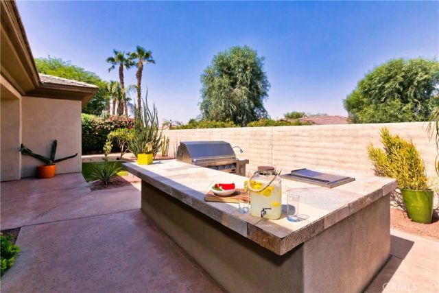 134 Tesori Drive, Palm Desert, CA 92211