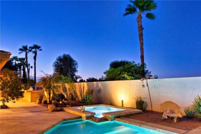 134 Tesori Drive, Palm Desert, CA 92211