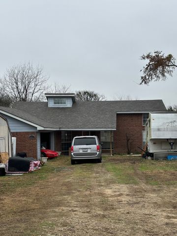 1003 Rs County Road 1530, Point, TX 75472