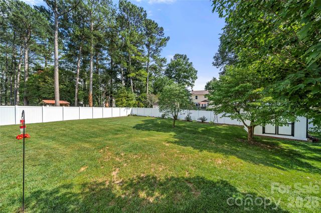 1401 Rivermont Drive, Gastonia, NC 28054