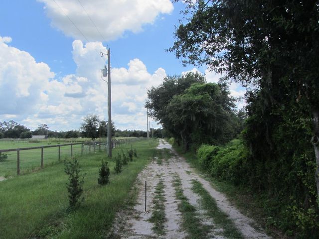 46365 STATE ROAD 64 E, Myakka City, FL 34251
