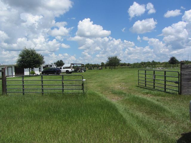 46365 STATE ROAD 64 E, Myakka City, FL 34251