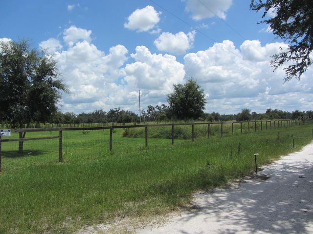 46365 STATE ROAD 64 E, Myakka City, FL 34251