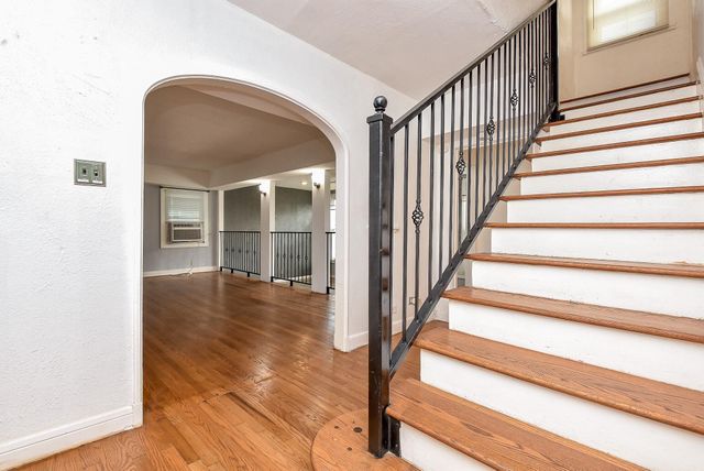 4916 Old Spanish Trail, Houston, TX 77021