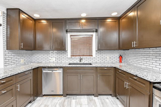 4916 Old Spanish Trail, Houston, TX 77021