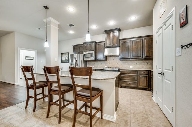 6661 Escena Boulevard, Irving, TX 75039