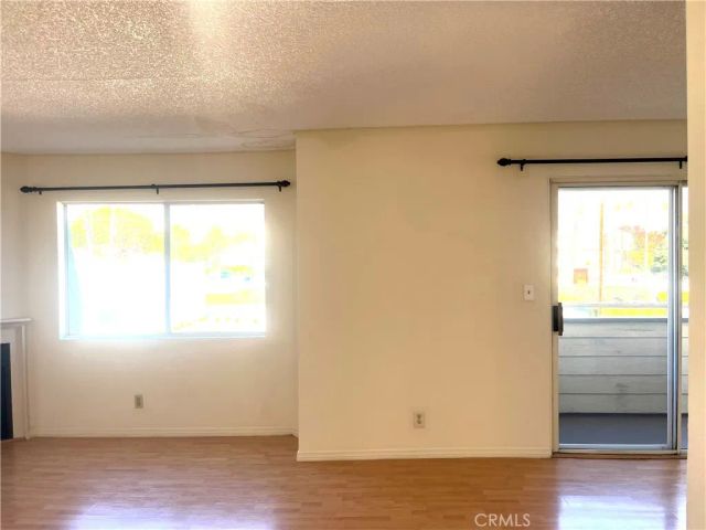 328 E Valencia Apt G, Burbank, CA 91502