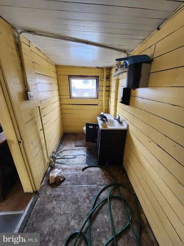 16 S KEIM ST, Pottstown, PA 19464