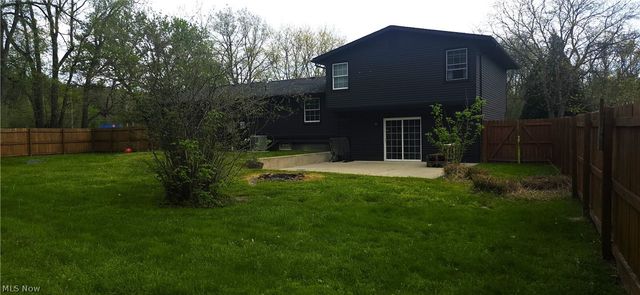 3525 Balsamwood Boulevard NW, Uniontown, OH 44685