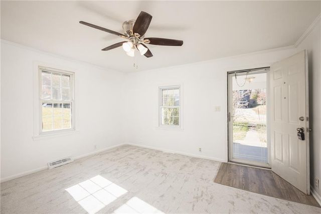 3637 N Monroe Avenue, Kansas City, MO 64117