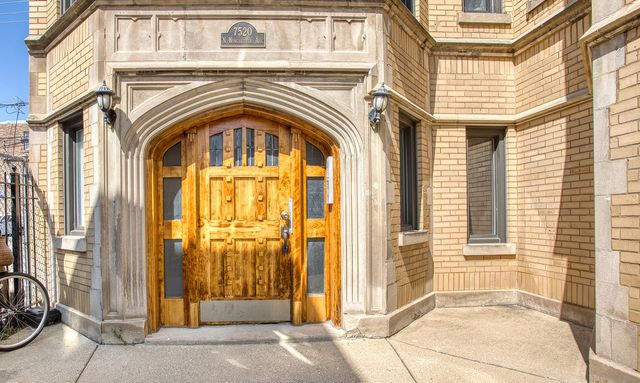 7520 N Winchester Avenue GE, Chicago, IL 60626